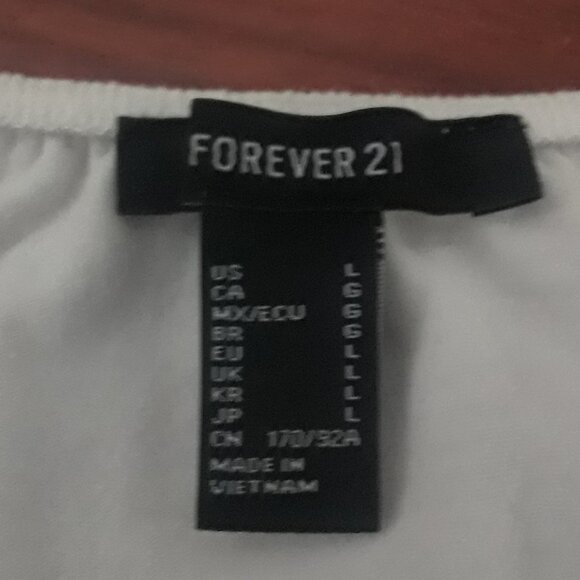 Forever 21 Cream Cropped Top - Picture 7 of 8